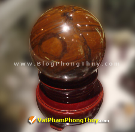 qua cau phong thuy da mat meo mau ho phach cat tiger eye Giới thiệu về tính chất và tác dụng của 14 loại quả cầu đá quý phong thủy hiện nay